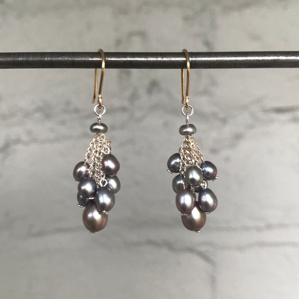 Small Cluster Earrings in Silver and Silver Pearl